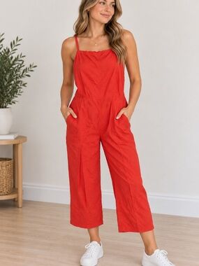 Old Navy Women’s Orange Red Cropped Spaghetti Strap Jumpsuit, size Large